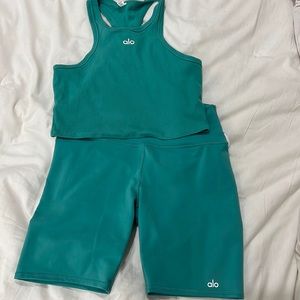 ALO Yoga Shorts and Tank Top Set. Large